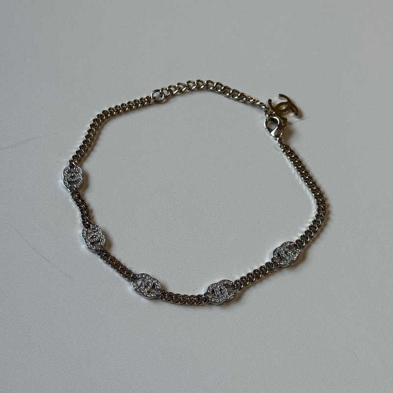 『全新全配』香奈兒Chanel  五花 爆款 LOGO淡金帶鑽頸鏈-19