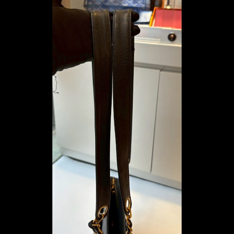 Chanel 金鍊黑荔枝皮肩背包（底部雙c裝飾-6