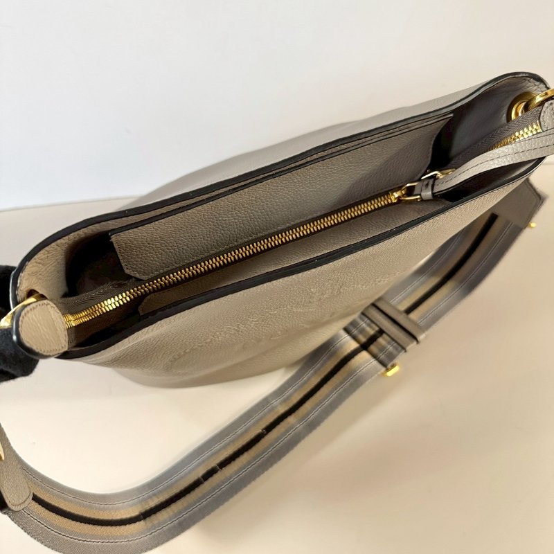 PRADA 大象灰 牛皮 壓紋 LOGO 織帶背帶 肩背包 1BE057-6