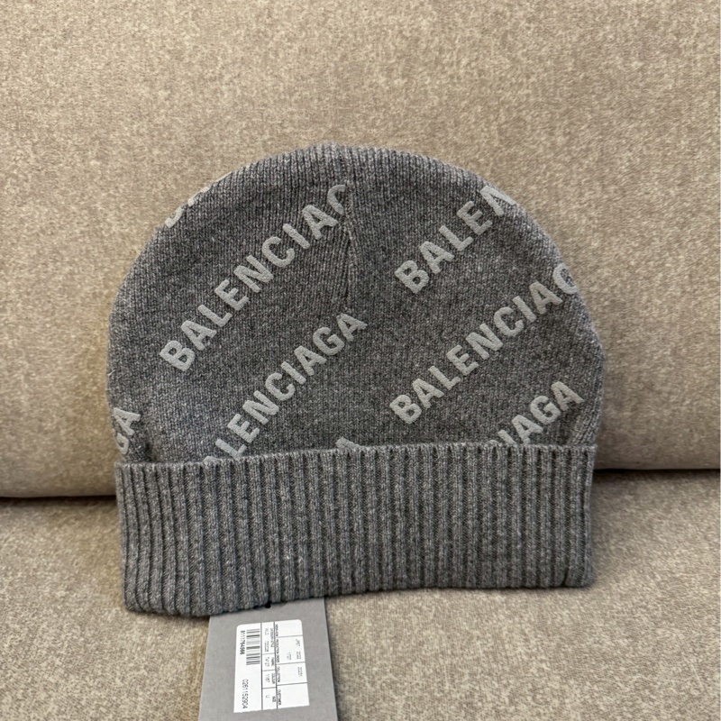 巴黎世家滿版毛帽-0