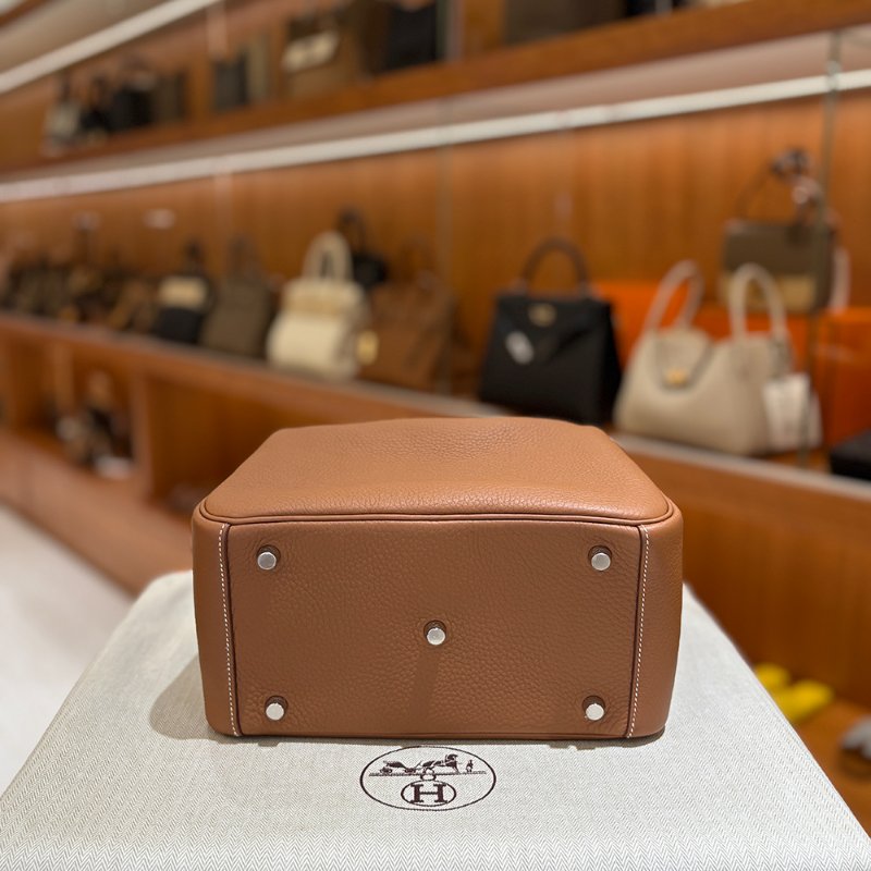 【現貨|快速出貨】Hermès 愛馬仕 Lindy 26 金棕色|銀釦|W刻2024年|Taurillon Clemence 小牛皮-6