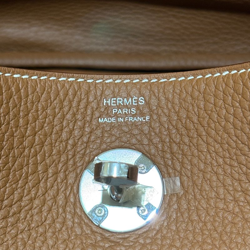 【現貨|快速出貨】Hermès 愛馬仕 Lindy 26 金棕色|銀釦|W刻2024年|Taurillon Clemence 小牛皮-16