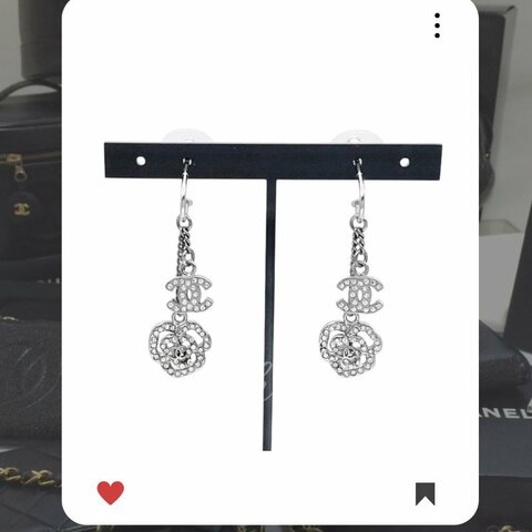 🛍️🎁 雙11🔥 11月新品上架 🔥💖 新款 香奈兒 Chanel 山茶花四葉草水鑽耳環 🔥 香奈兒熱賣款 香奈兒經典款 耳環 CHANEL EARRING