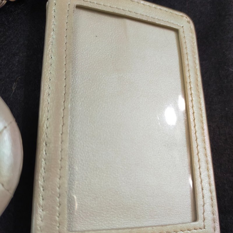 CHANEL 白色微透人魚珠光伸縮卡套組-3