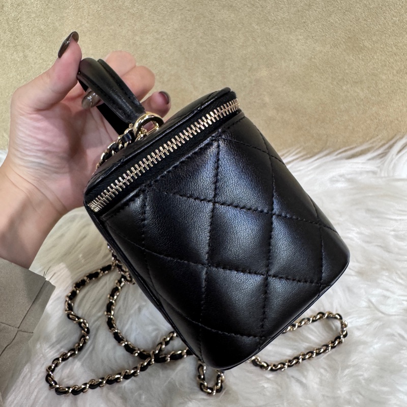 Chanel 黑羊皮手提斜背長盒子化妝盒-3