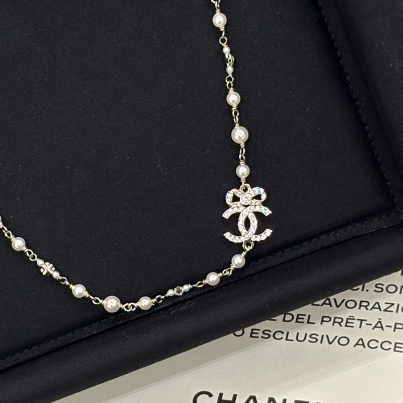 CHANEL 水鑽蝴蝶結雙C珍珠頸鏈  全新現貨-3