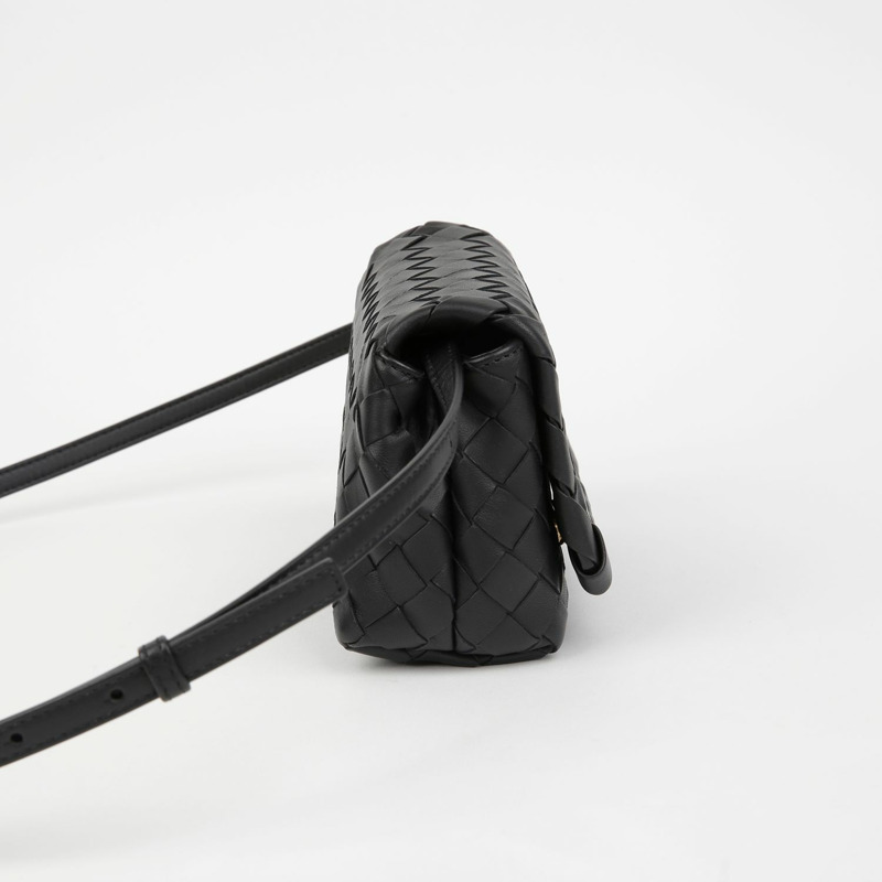 BOTTEGA VENETA Intrecciato 翻蓋迷你肩斜背包 609412-3