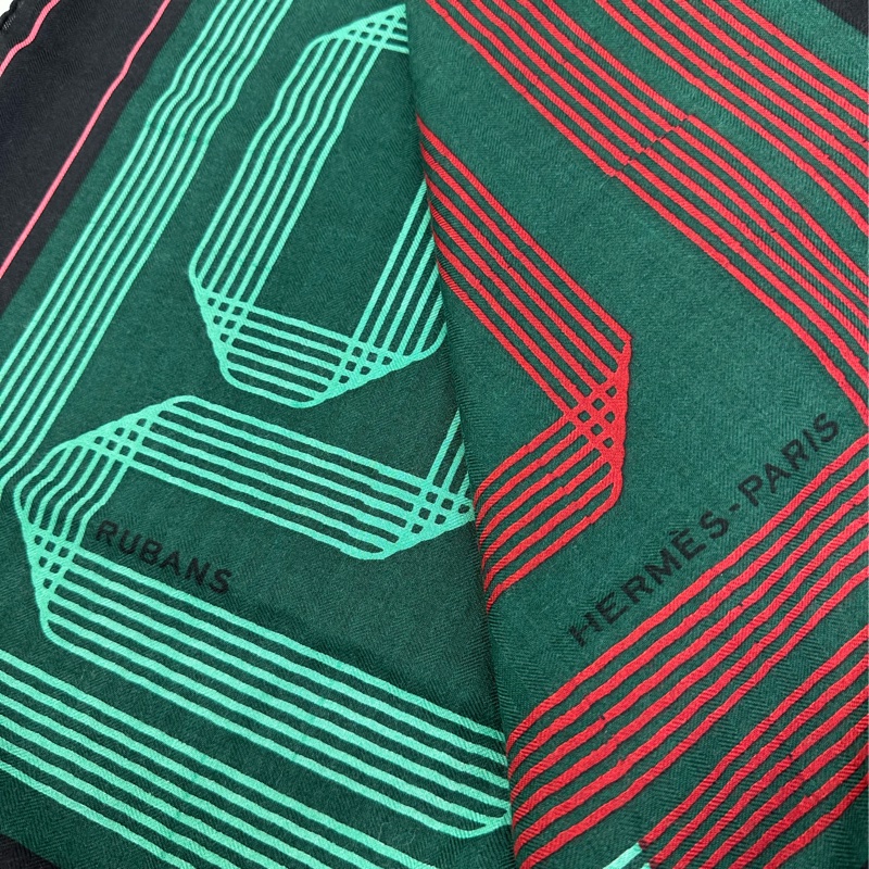 Hermes 愛馬仕羊絨真絲圍巾披肩 經典140*140cm大方巾披肩 70羊絨30真絲-2