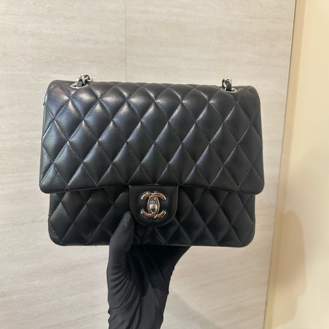 Chanel 黑羊皮菱格雙蓋銀鍊CoCo25包A01112