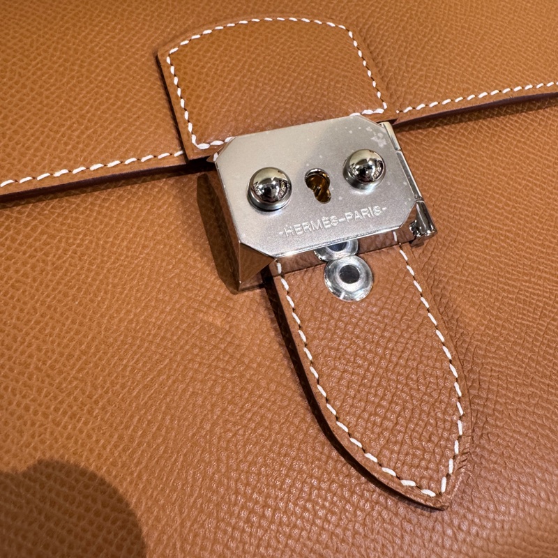 Hermes Sac a depeches21 金棕銀Epsom郵差包 K刻2025離櫃品-7