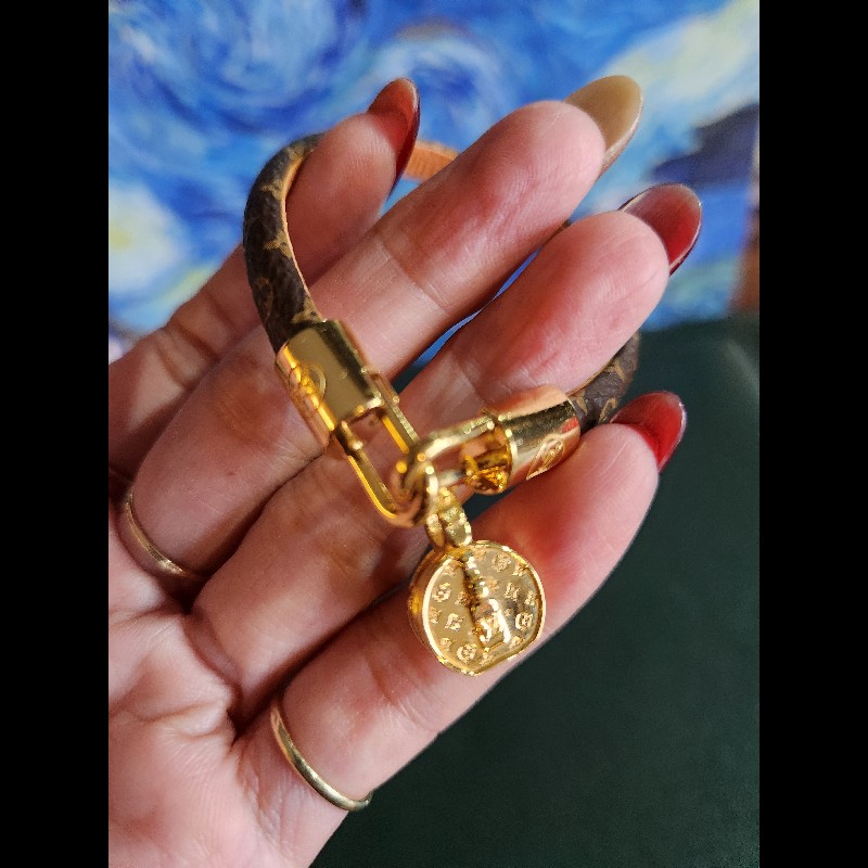LV老花經典手環  喜歡帶走 全長17cm左右-7