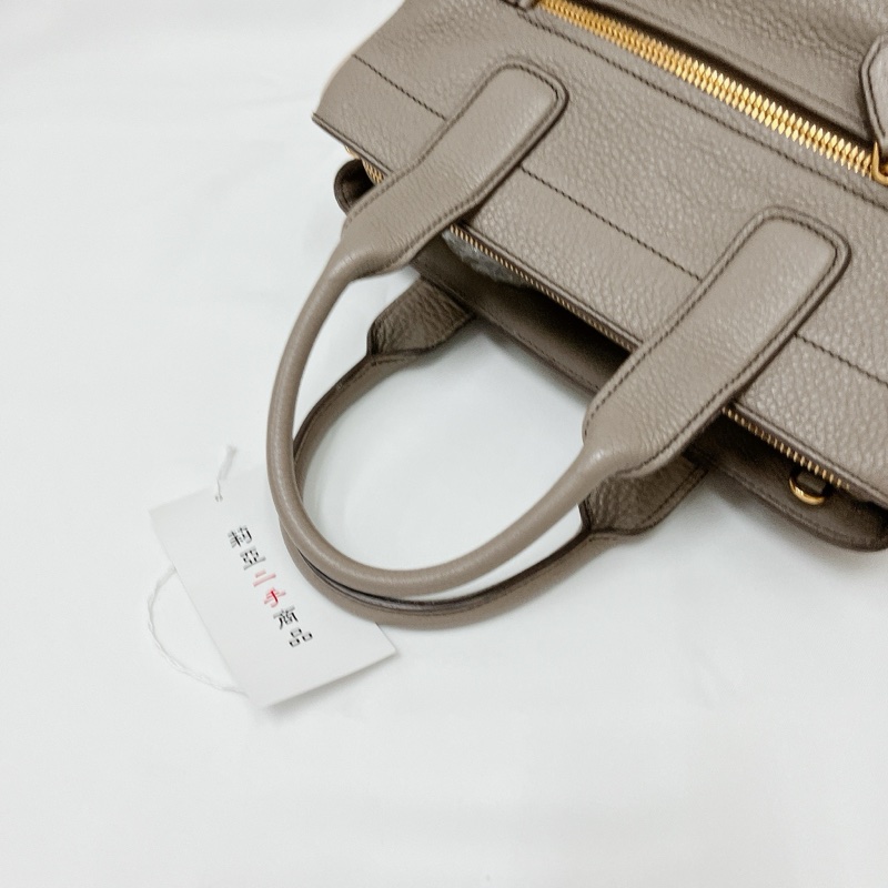 莉亞精品♡Miumiu 大象灰托特 二手-16