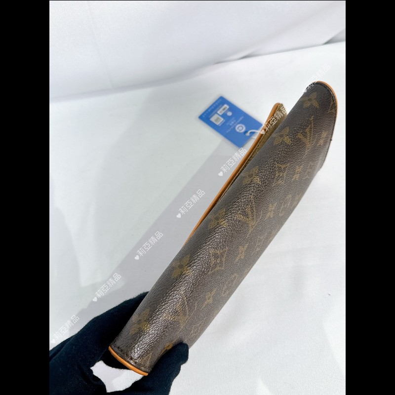 莉亞精品♡LV 經典老花信封包 二手美品-5