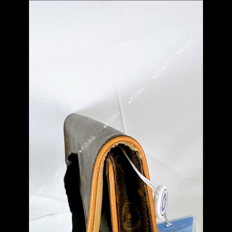 莉亞精品♡LV 經典老花信封包 二手美品-13