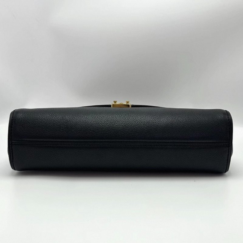 LV 黑金全皮壓紋肩背鏈條包31.5*22*10 98新配件塵袋-3