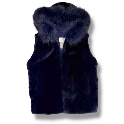 🍒CELINE 貂毛皮草連帽背心😆😆喜歡可聊聊甜甜價給您😆😆😆😆size:42 /2F251120-1