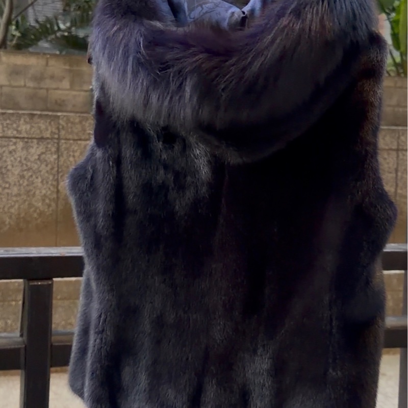 🍒CELINE 貂毛皮草連帽背心size:42 /2F251120-1-4