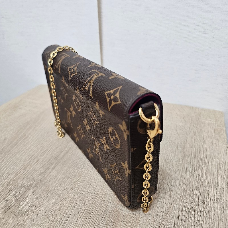 [ 超甜出品況優❣️把握] LV老花金釦 Pochette三合一斜背鏈包-3