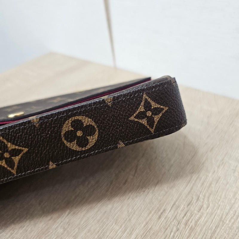 [ 超甜出品況優❣️把握] LV老花金釦 Pochette三合一斜背鏈包-9