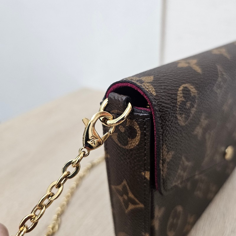 [ 超甜出品況優❣️把握] LV老花金釦 Pochette三合一斜背鏈包-10