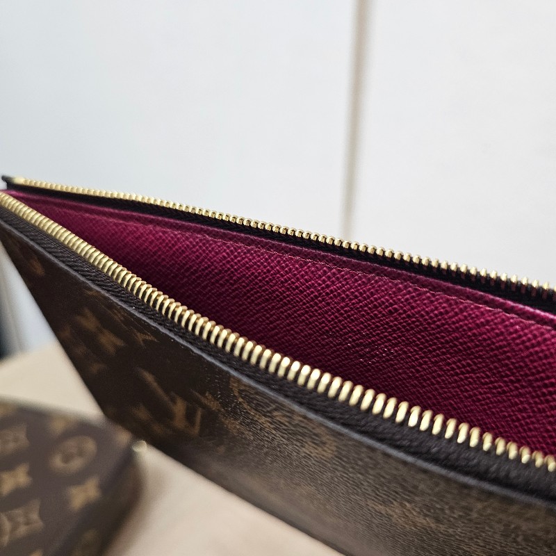 [ 超甜出品況優❣️把握] LV老花金釦 Pochette三合一斜背鏈包-20