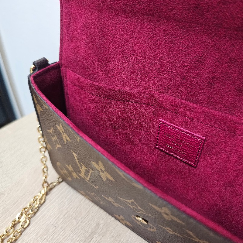 [ 超甜出品況優❣️把握] LV老花金釦 Pochette三合一斜背鏈包-25