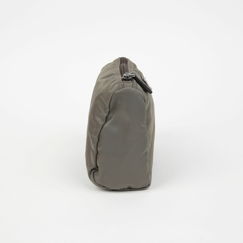 PRADA 三角形標誌收納袋 1N0011-4