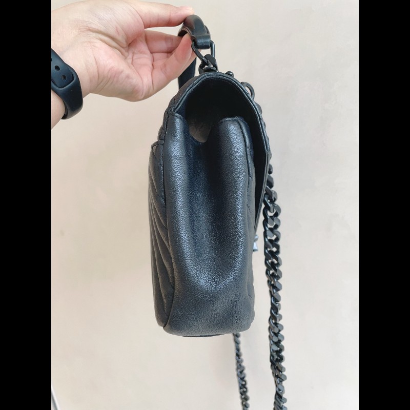 YSL 郵差包College黑標Logo鏈條 羊皮-4