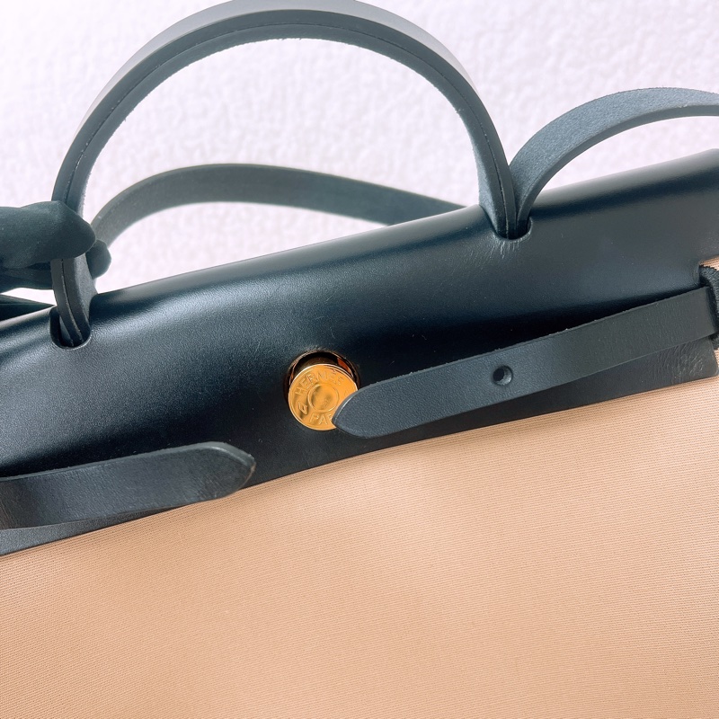 Hermes herbag 31 風衣灰金釦 W-4