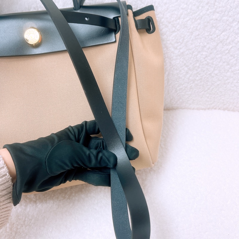 Hermes herbag 31 風衣灰金釦 W-10