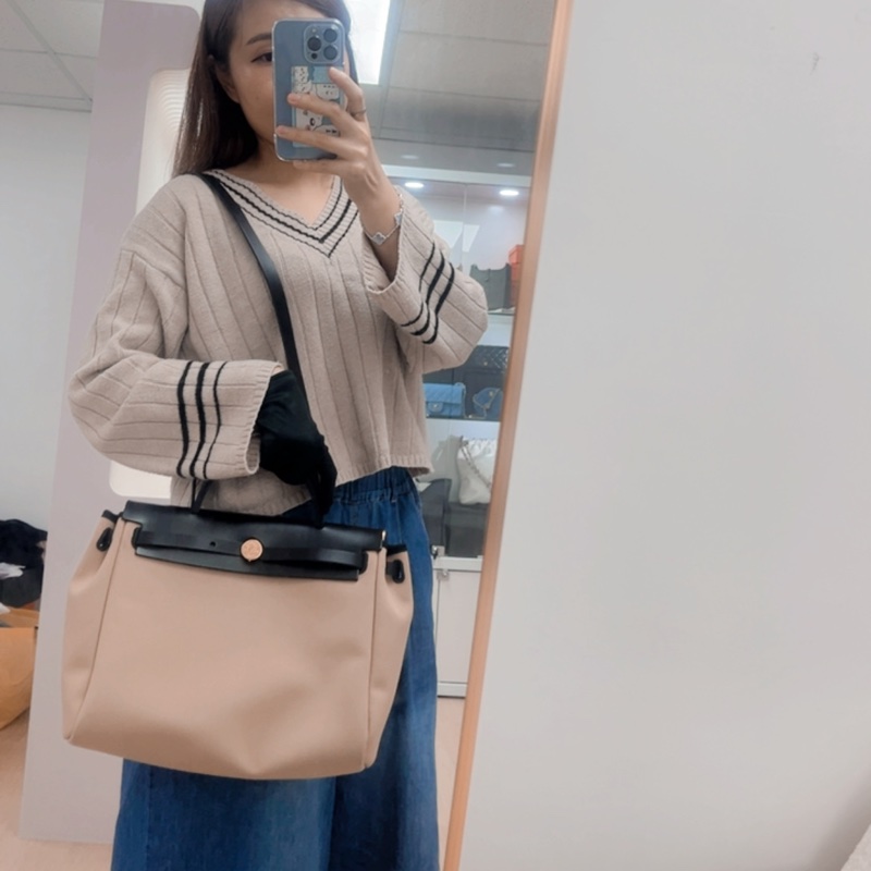 Hermes herbag 31 風衣灰金釦 W-15