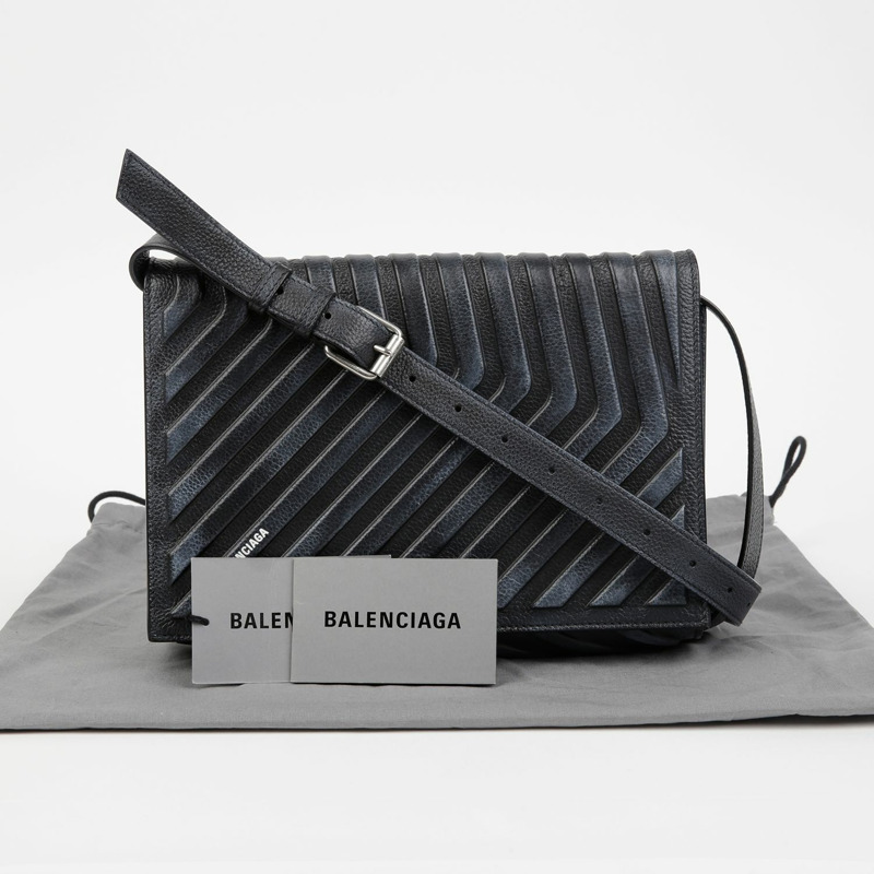 BALENCIAGA 汽車掛帶單肩斜背包 679465-0