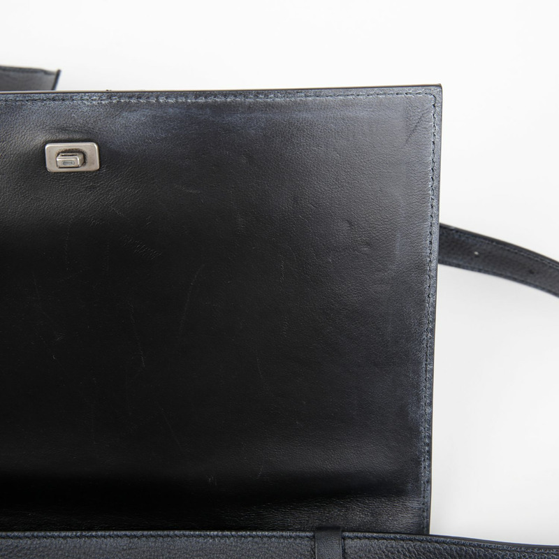 BALENCIAGA 汽車掛帶單肩斜背包 679465-9