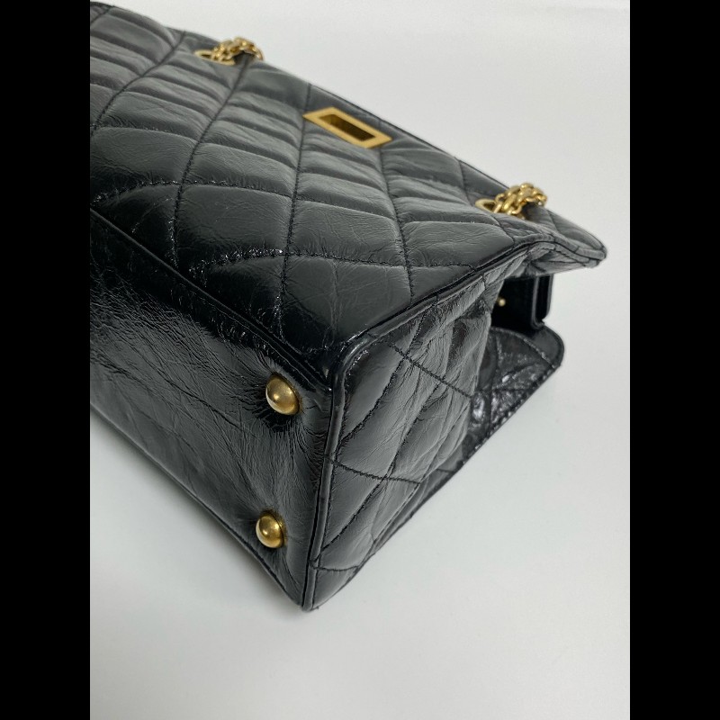 Chanel 黑金2.55油蠟皮 肩背包-18