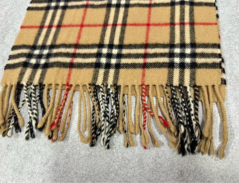 BURBERRY經典格紋羔羊毛圍巾 極美✨-5