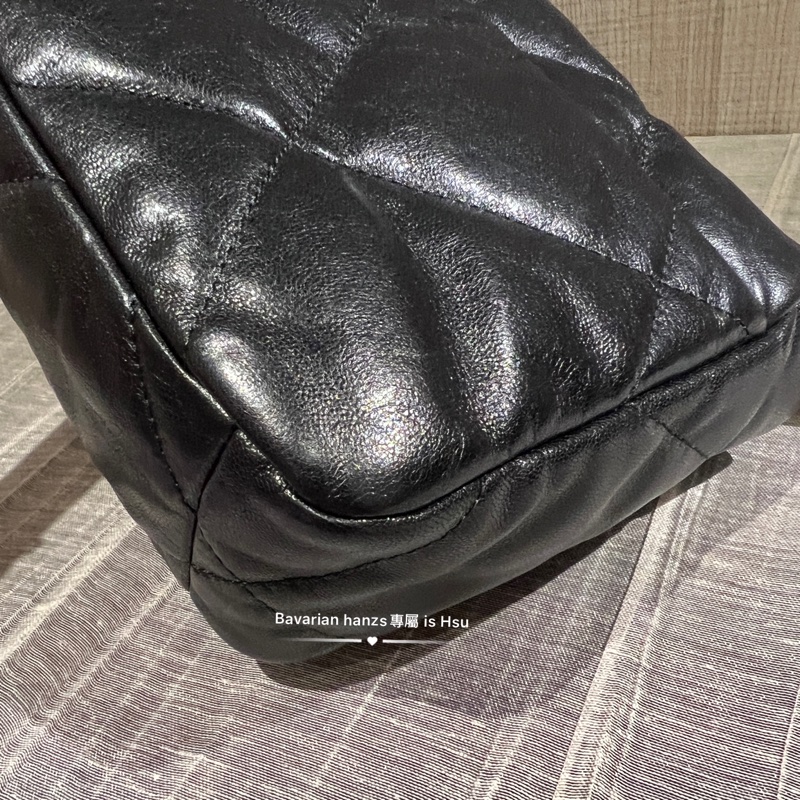 Chanel 19小號黑金-16