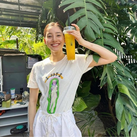 Dior CD 人像T恤 背後小蜜蜂Logo 🐝