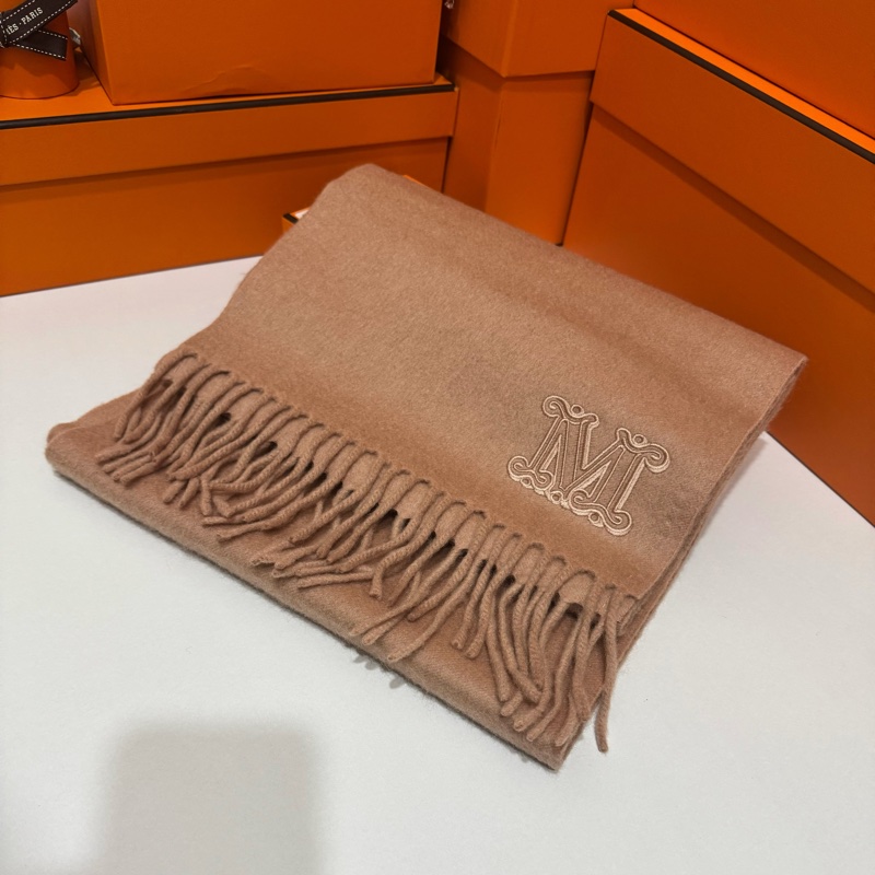 Max Mara 羊絨圍巾 很美的駝色 🧣 超暖超有質感 全新品-3