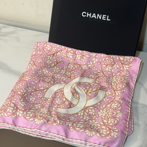 全新全配❤️ 香奈兒 #90方巾 #絲巾 #披肩 #方巾