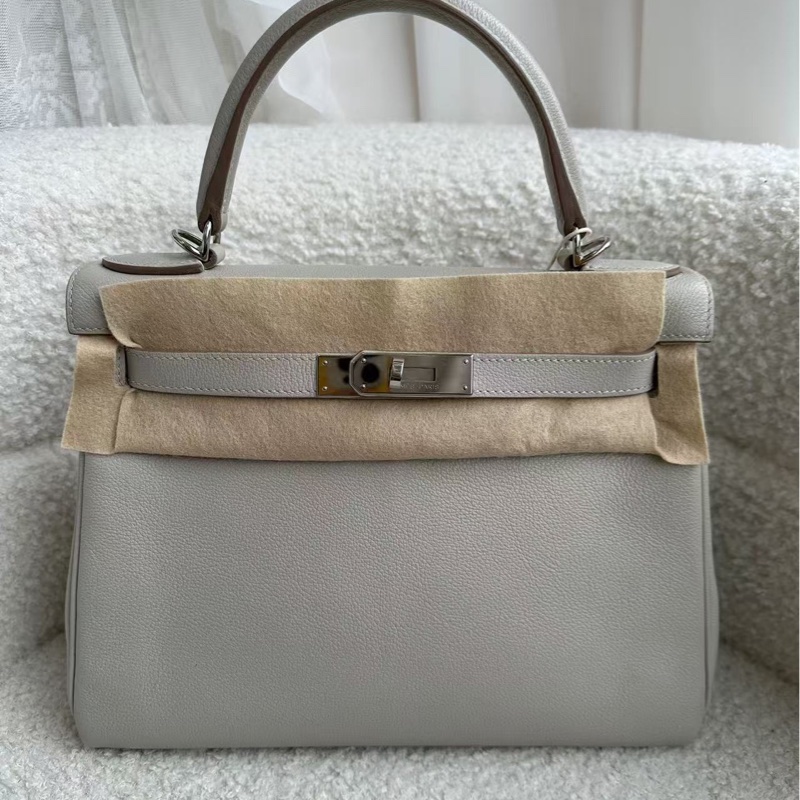 大全配🈶21年購證❤️ 愛馬仕 #kelly28 #珍珠灰 #銀釦 #凱莉28 K28-2