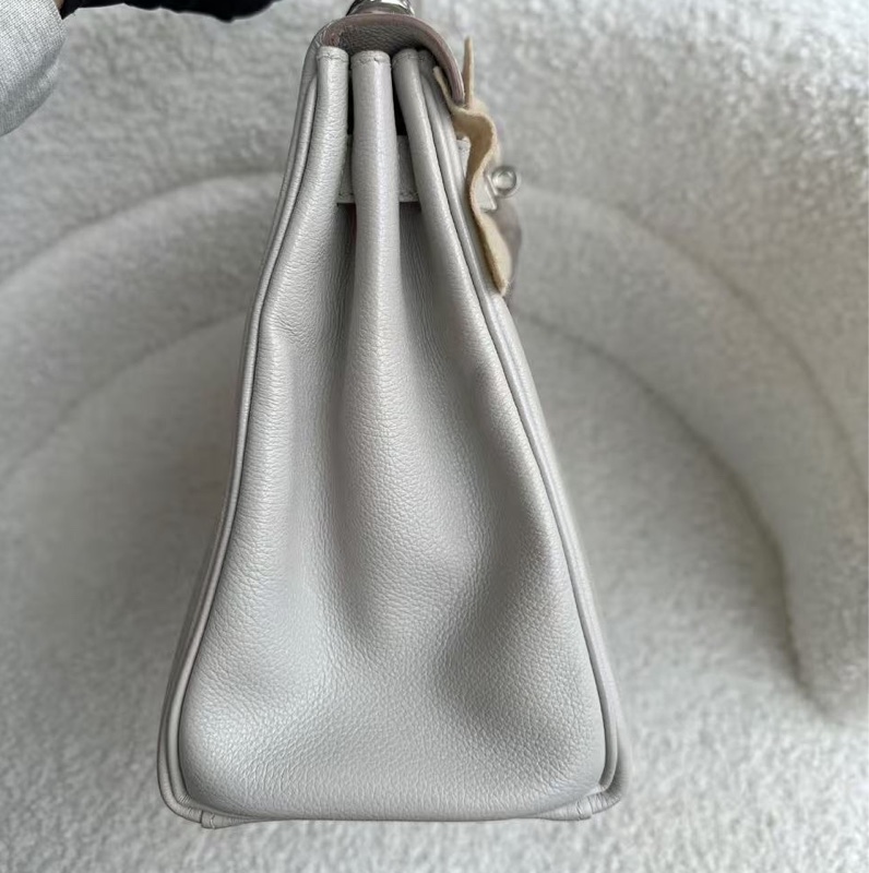 大全配🈶21年購證❤️ 愛馬仕 #kelly28 #珍珠灰 #銀釦 #凱莉28 K28-7