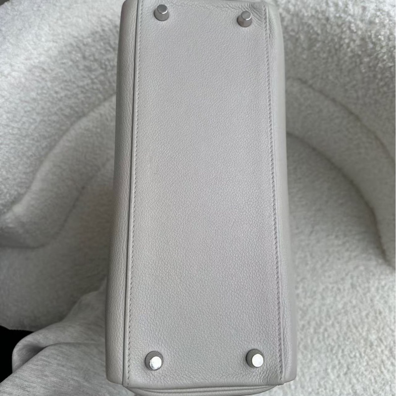 大全配🈶21年購證❤️ 愛馬仕 #kelly28 #珍珠灰 #銀釦 #凱莉28 K28-10