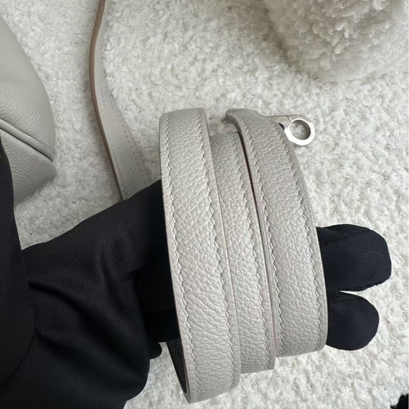 大全配🈶21年購證❤️ 愛馬仕 #kelly28 #珍珠灰 #銀釦 #凱莉28 K28-16