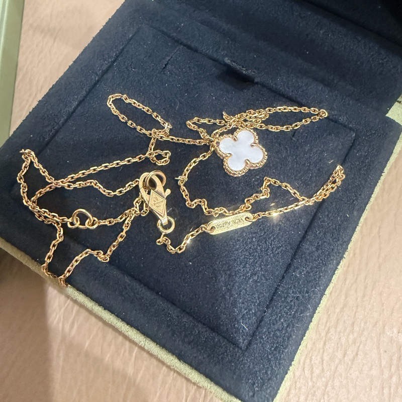 🈶盒子+23年保卡❤️ vca #梵克雅寶 Alhambra #白貝母 #小白花 #項鍊-10