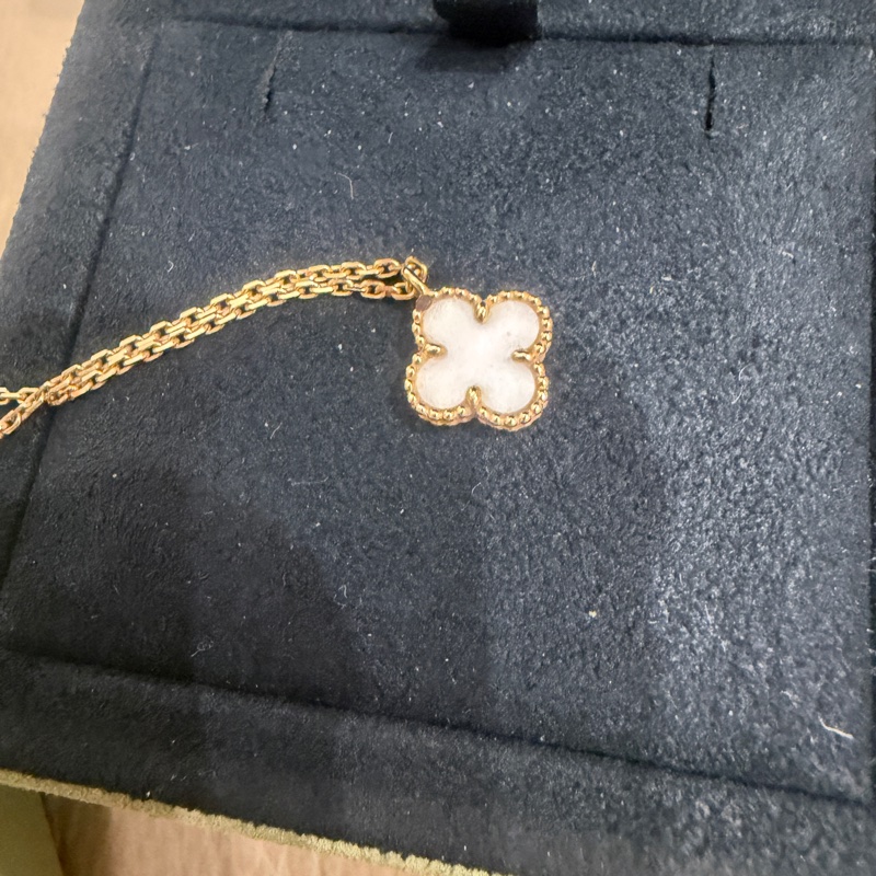 🈶盒子+23年保卡❤️ vca #梵克雅寶 Alhambra #白貝母 #小白花 #項鍊-16