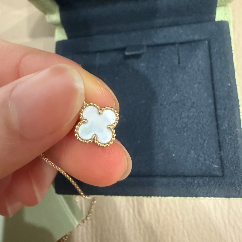 🈶盒子❤️ vca #梵克雅寶 Alhambra #白貝母 #小白花 #項鍊-18