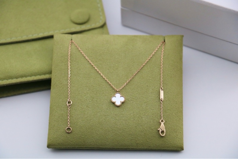 🈶盒子❤️ vca #梵克雅寶 Alhambra #白貝母 #小白花 #項鍊-14