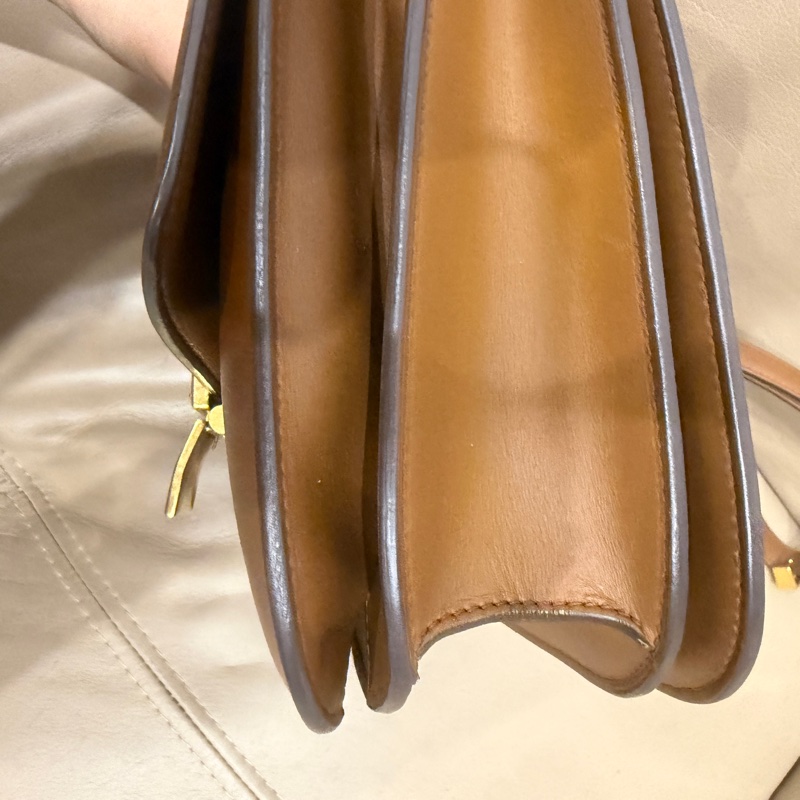 99新🈶購證❤️ #celine #焦糖色 #teen #box #豆腐包 中號-21