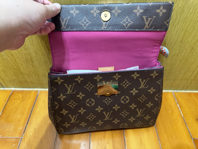 Louis Vuitton LOUIS VUITTON Cluny BB Ff#H © M42738-1