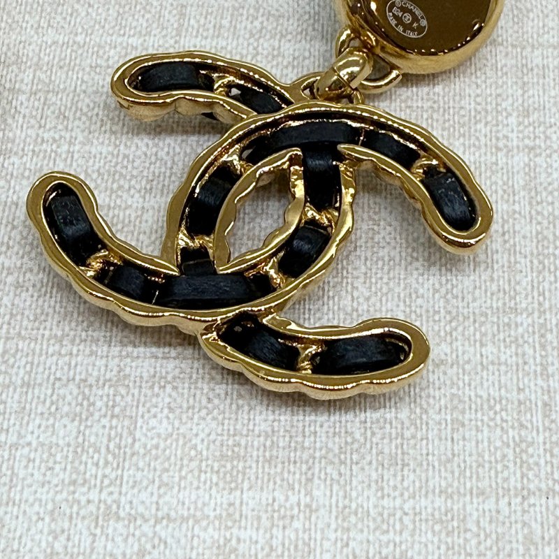 CHANEL - 高級手工坊皮穿鍊雙C耳環-3